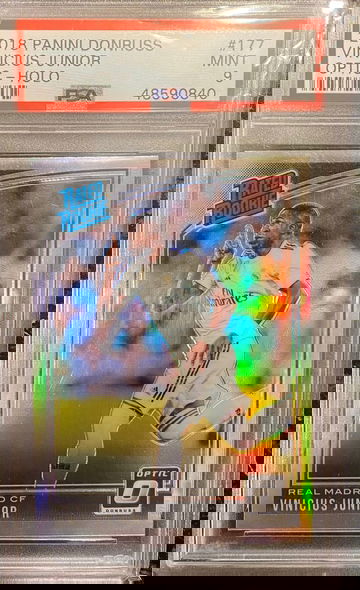 Vinicius Junior RC Rookie 2018 Panini Donruss Optic Holo OPTIC #177 PSA 9