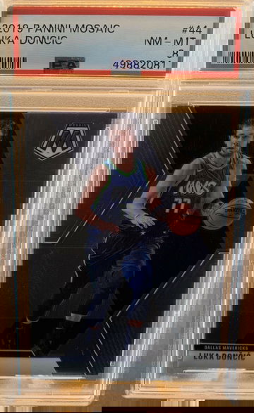 2019 Panini Mosaic Luka Doncic #44 PSA 8