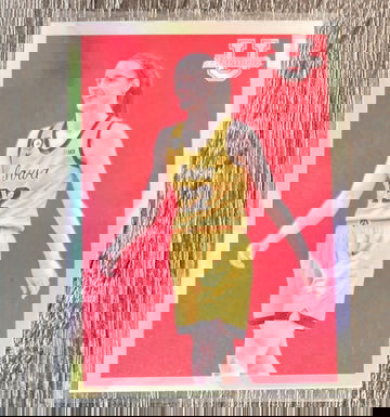 2022-23 Caitlin Clark Bowman U Chrome 2009 Retro Throwback Holo Refractor SP