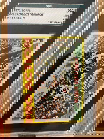 1972 Topps Roger Staubach Pro Action SGC 7
