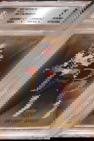 2007 Upper Deck Artifacts Tom Brady Gold BGS 7 1/10 Bookend
