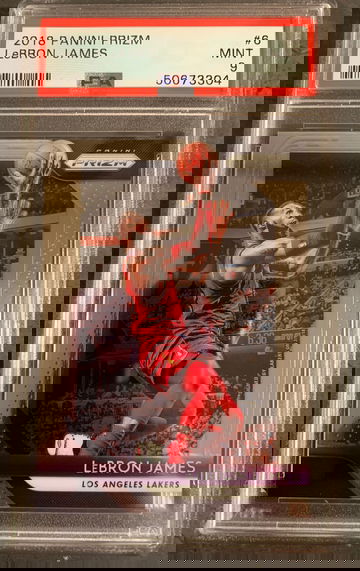 2018 Panini Prizm LeBron James PSA 9
