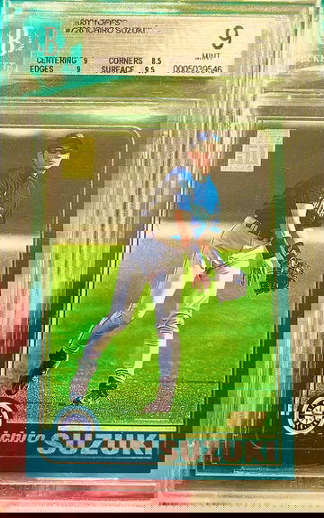 2001 Topps Ichiro Suzuki Rookie Card! BGS Mint 9!