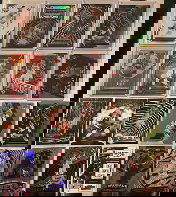 Milwaukee Bucks Giannis Antetokuonmpo 18 card lot including 6 serial numbered!