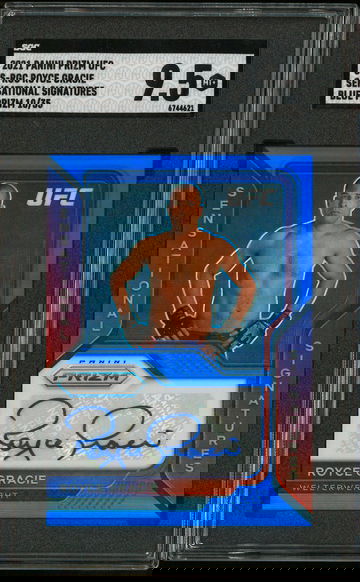 2021 Prizm UFC Royce Gracie Sensational Signatures Blue /35 SGC 9.5