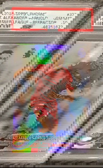 Trent Alexanderr-Arnold POP 2! 2018 Topps Chrome Refractor PSA 10 Liverpool