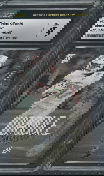 2021 Chronicles Luminance Jaylen Waddle RC #213 - CSG Mint 9 - Miami Dolphins