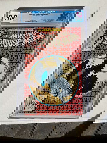 Amazing Spider-Man #300 9.0 White Pages! 1st Venom