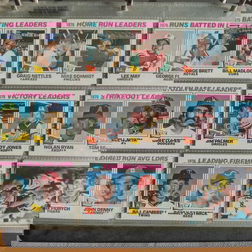 1977 Topps Set missing one card