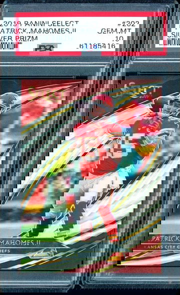 2019 Select Field Level Patrick Mahomes Silver Prizm PSA 10 GEM-MT