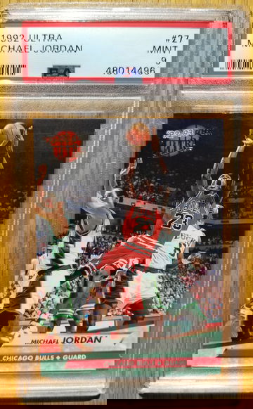 1992 Fleer Ultra #29 Michael Jordan PSA 9 MINT