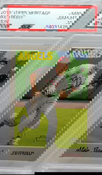 2019 TOPPS HERITAGE #485 MIKE TROUT ACTION PSA 10