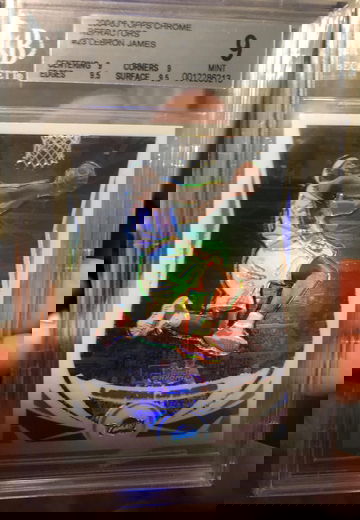 Lebron James 2004 Topps Chrome Refractor BGS 9    .5 AWAY