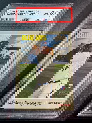 Vladimir Guerrero 2019 Topps Heritage Rookie.