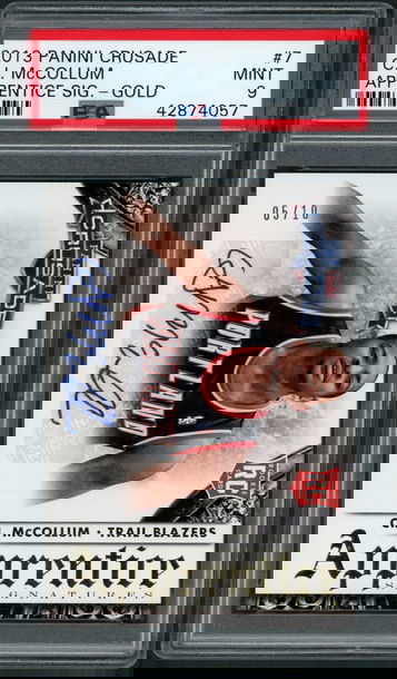 2013 Panini Crusade C.J. McCollumn Apprentice Auto Gold #/10 Card #7 PSA 9