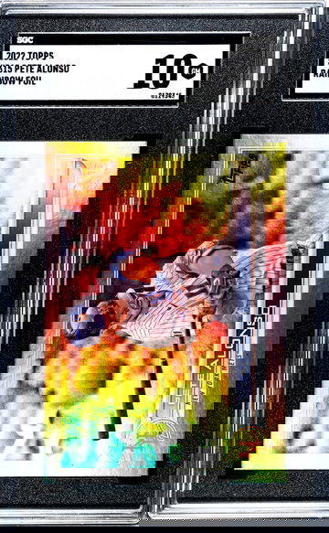 2022 Topps #315 Pete Alonso Rainbow Foil SGC 10