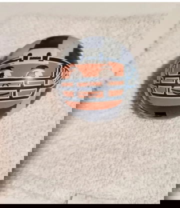 NFL FOOTBALL LOS ANGELES RAMS Mini Gumball BUILDABLE FIGURE WITH WHITE HORN 