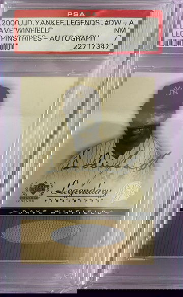 2000 UPPER DECK YANKEE LEGENDS PINSTRIPES AUTOGRAPH DAVE WINFIELD PSA 7