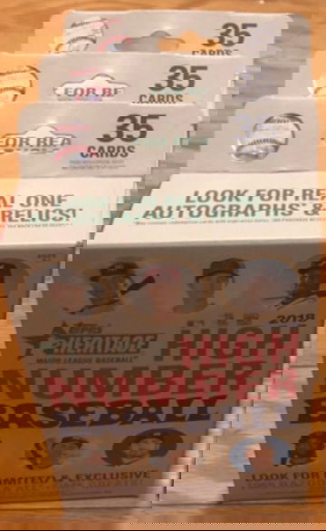 2018 Topps Heritage High Hanger Lot 3