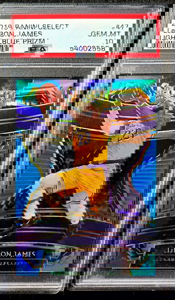 2019 Panini Select #47 LEBRON JAMES Light Blue Prizm SP /299 PSA 10 GEM MINT