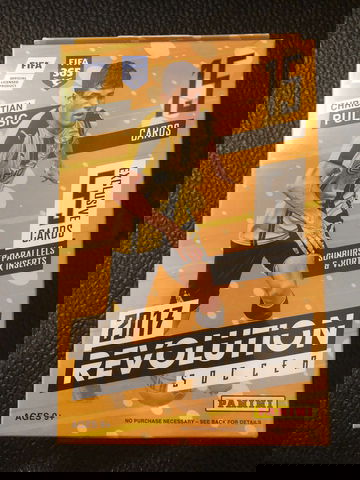 2017 Panini Revolution Soccer Hanger Box