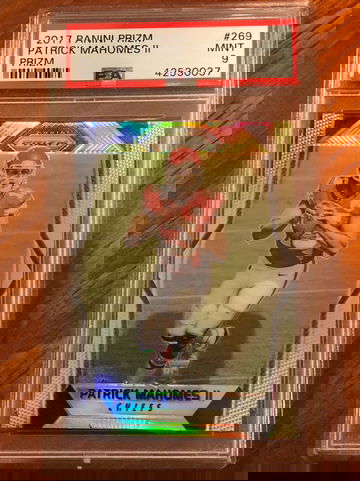 2017 Panini Prizm Patrick Mahomes PSA 9