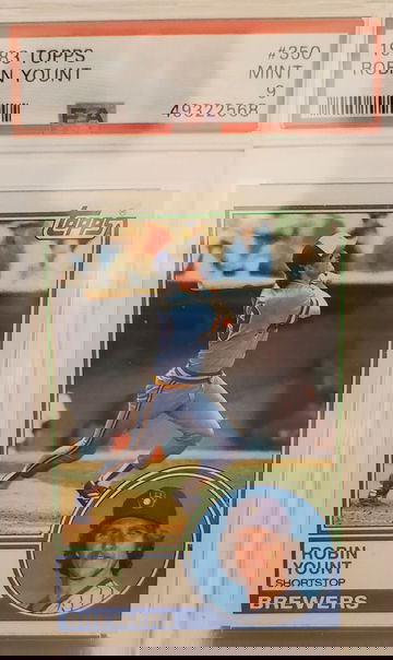 1983 Topps Robin Yount HOF Milwaukee Brewers PSA 9