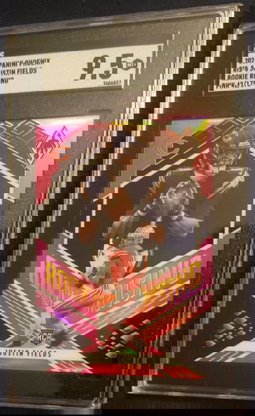 Justin Fields RC 2021 Phoenix Rookie Rising Pink /175 SGC 9.5 MINT+