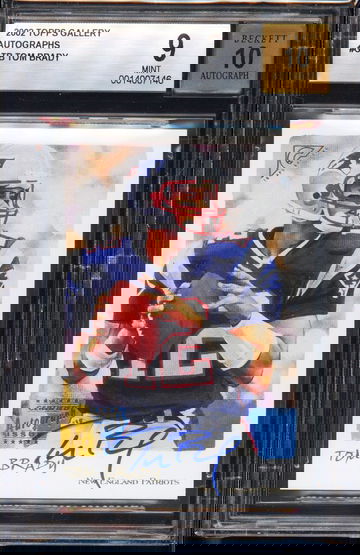 TOM BRADY 2002 TOPPS GALLERY ON-CARD AUTOGRAPH BGS MINT 9