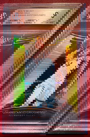 2018 Select Prizm Gold Giannis Antetokounmpo BGS 9 Mint