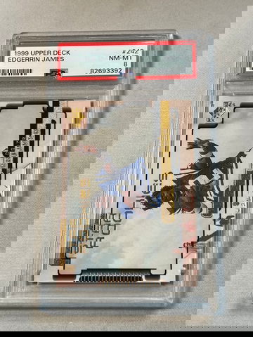 1999 Upper Deck Edgerrin James RC PSA 8