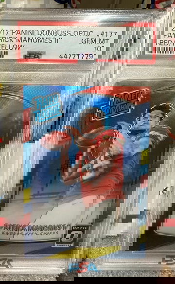 2017 Optic Red Yellow Patrick Mahomes PSA 10