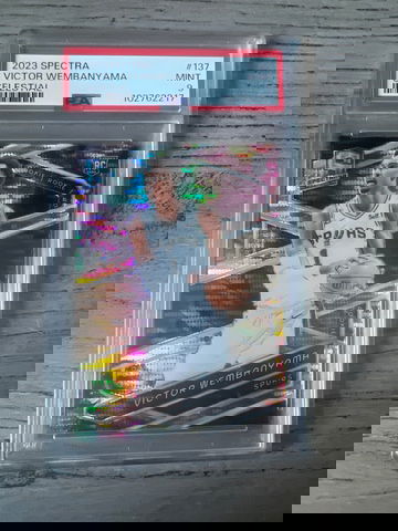 VICTOR WEMBANYAMA SPECTRA /125 RC