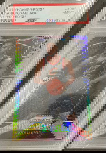 2019 Panini Prizm Darius Garland Hyper Prizm PSA 9 POP 60