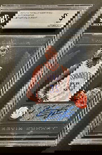 2013-14 Panini Totally Certified - KEVIN DURANT - Auto - BGS 9 — NOTE - Case is scuffed (not on card)