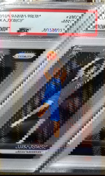 Luka doncic 2018 rookie rc prizm psa Mint 9