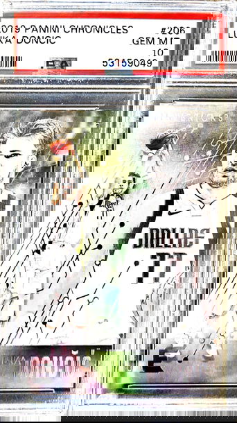 2019 panini chronicles essentials Luka Doncic  PSA 10GEM MT Dallas mavericks 