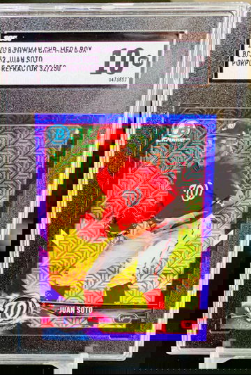 2018 Juan Soto RC Purple Refractor /250 PSA 10