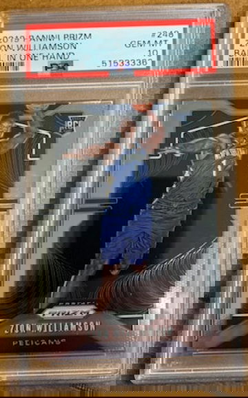 2019 Prizm Zion Williamson Ball in Hand Variation SP PSA 10 RC