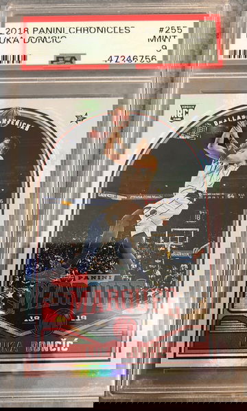 Luka Doncic Panini Chronicles Marquee Rookie Mint #255