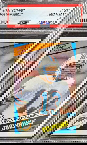 1984 Topps #123 Dan Marino PSA 8 Dolphinss HOF