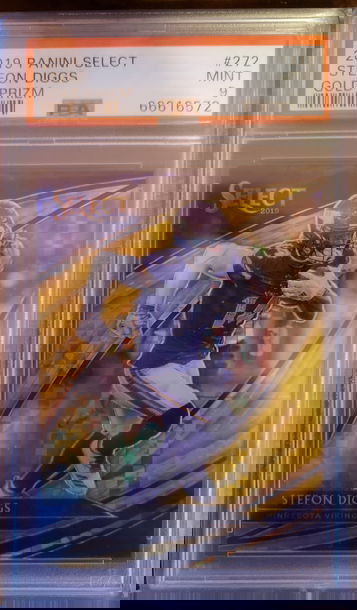 2019 Panini Select Stefon Diggs #272 Gold Prizm /10 PSA 9 Field Level