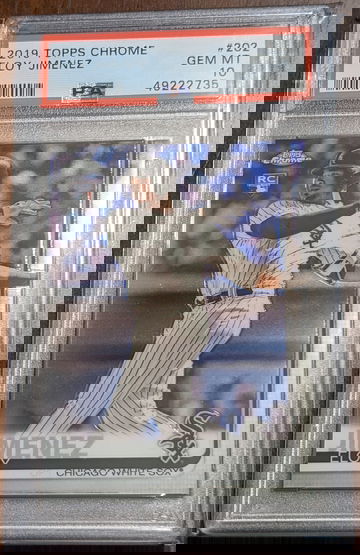 2019 Topps Chrome Eloy Jimenez PSA 10