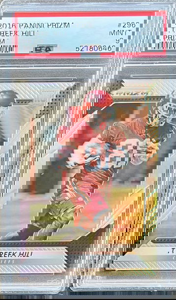 2016 Panini Prizm Silver Tyreek Hill RC PSA 9