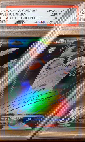 Gleyber Torres 2018 Topps Chrome Green Refractor Auto /99 PSA 9
