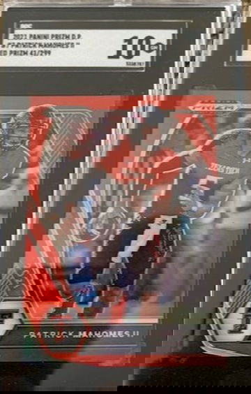 2021 Panini Prizm DP Draft Picks Red Holo Patrick Mahomes - SGC 10 Gem Mint GM