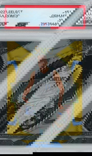 2022-23 Select Concourse Gold Prizm Luka Doncic /10 PSA 10