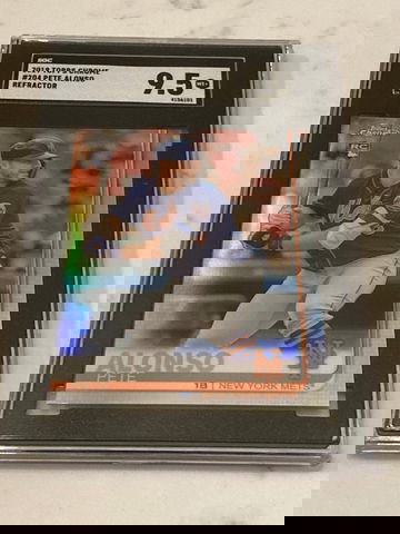 2019 Topps Chrome Pete Alonso Refractor RC #204 SGC 9.5