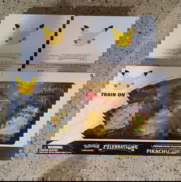 Lot of 3 Pokémon Celebrations