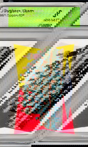 1960 Topps #18 Dodgers Team MBA 8 NM/MT